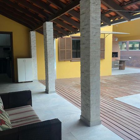 Linda Casa Com Piscina Em Bombinhas, Espaco Inteiro Exteriör bild