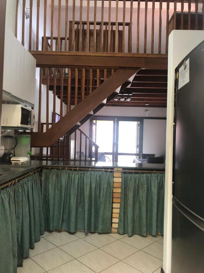 Linda Casa Com Piscina Em Bombinhas, Espaco Inteiro Exteriör bild