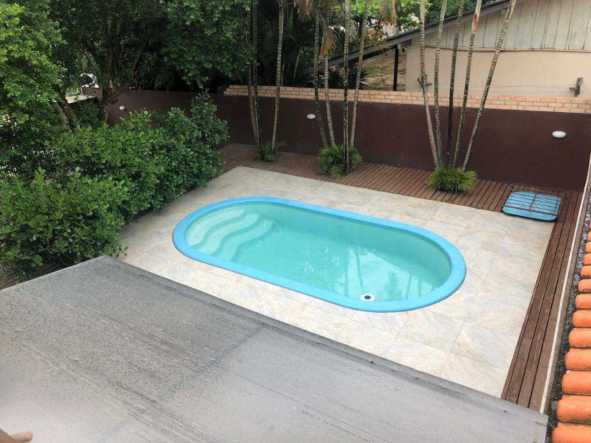 Linda Casa Com Piscina Em Bombinhas, Espaco Inteiro Exteriör bild